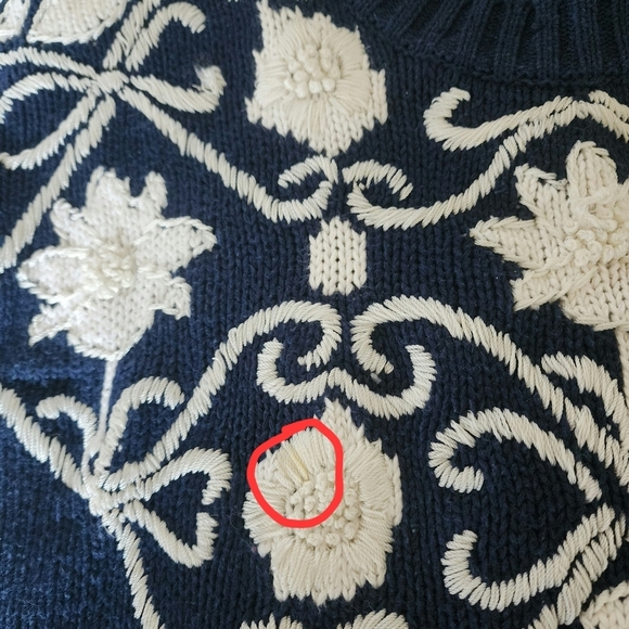 VTG Y2K Blue White Floral Chunky 3-D Knit Pullover Sweater Sz M Crop Cottagecore - Picture 10 of 11